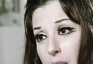 تستعتد الفنانة الكبيرة نجاة الصغيرة للعودة إلى الساحة الفنية بعد غياب دام سنوات، حسب ما أعلن الملحن سامي الحفناوي.