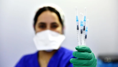 اللجنة العلمية ترصد أهمية الجرعة الرابعة في مواجهة متحورات الجائحة‬