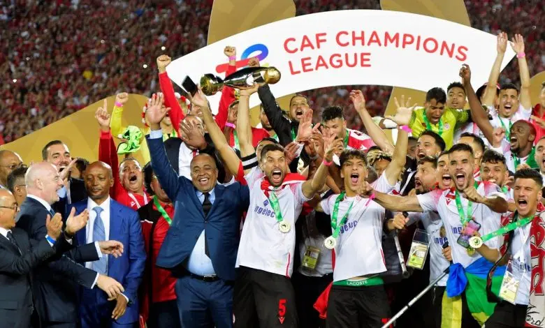 توج نادي الوداد الرياضي ، رسميا بجائزة أفضل فريق إفريقي برسم سنة 2022.